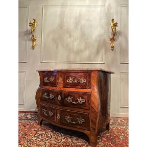 Commode Louis XV Curved All Faces, Eighteenth Time.