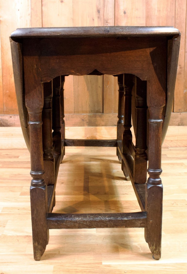 English Folding Pedestal Table In Oak Wood - 18th Century England - Tl Stamp-photo-2
