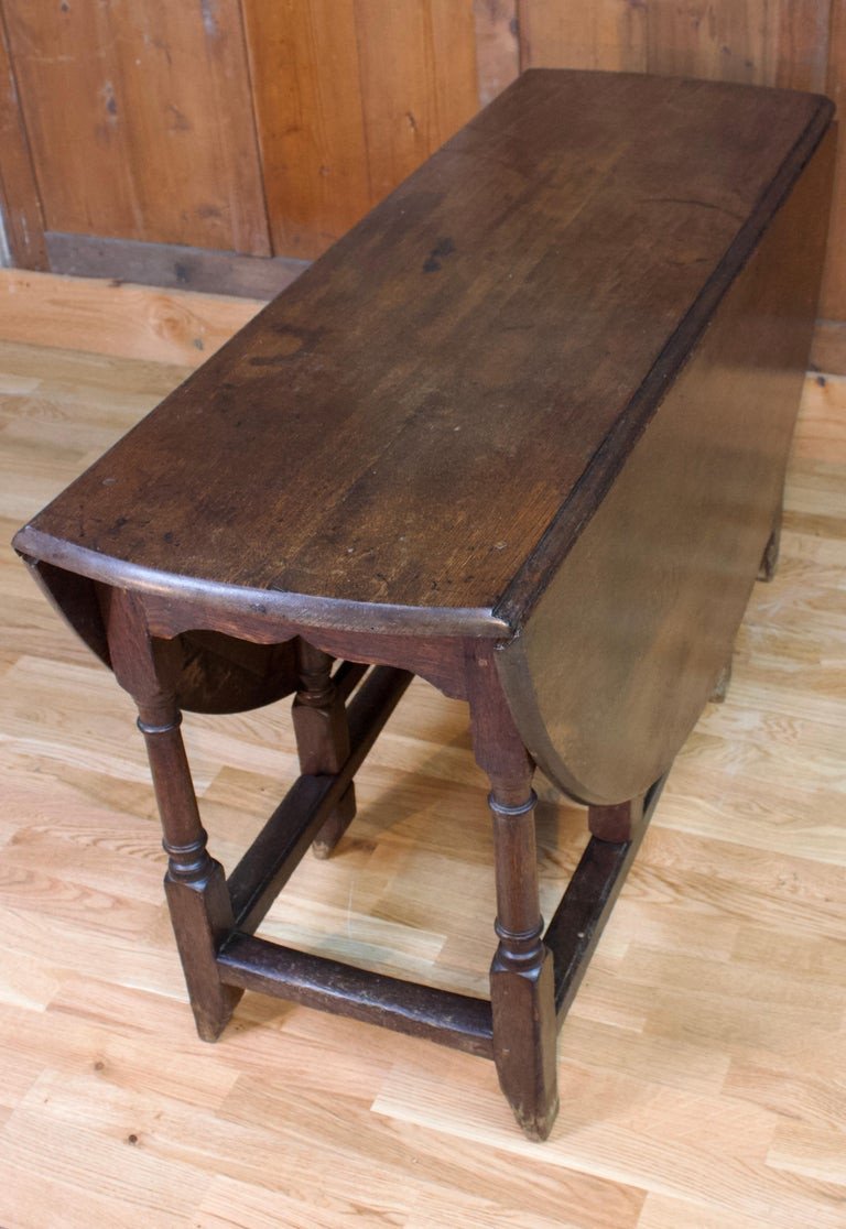 English Folding Pedestal Table In Oak Wood - 18th Century England - Tl Stamp-photo-5