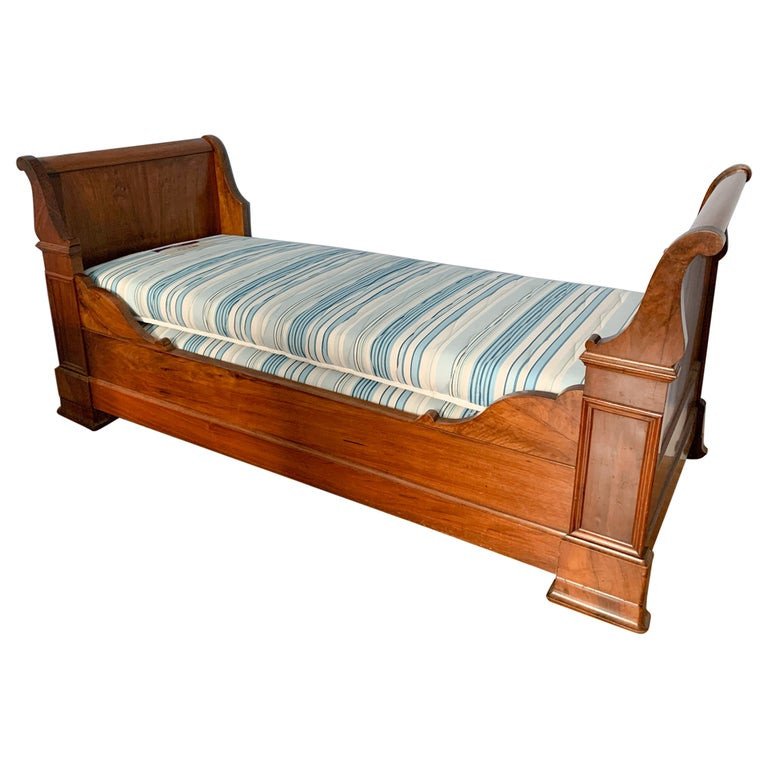 Louis-philippe Period Boat Bed - Circa 1840