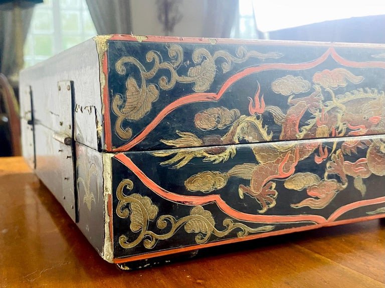 Chinese Box In Black Lacquered Wood - Imperial Dragons - Ming Wanli Period 17th-photo-2