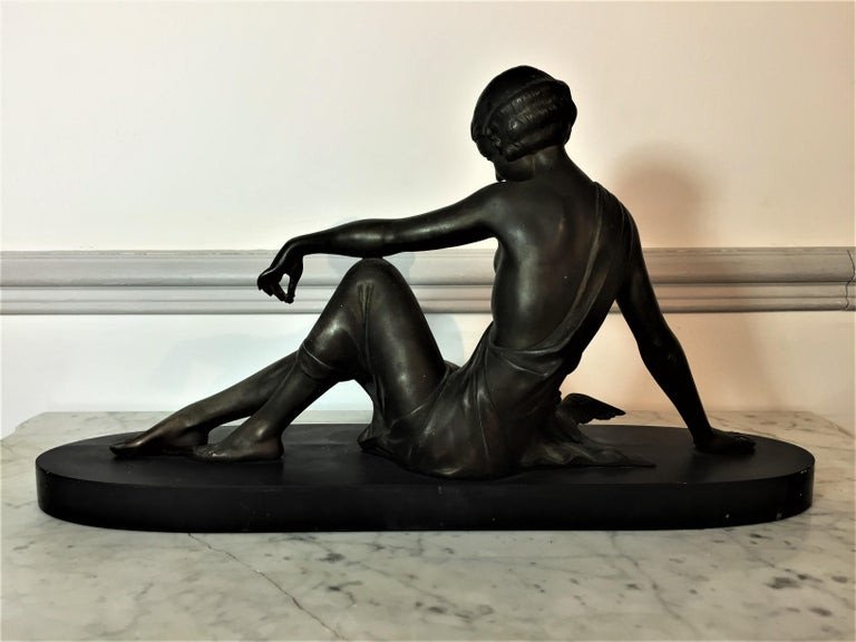 Sculpture En Marbre Noir De Godard Armand "jeune femme Assise Aux Colombes"  -  Art Déco -photo-4