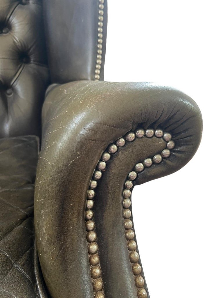Fauteuil à Oreilles Chesterfield En Cuir Vert Marron – Angleterre-photo-5