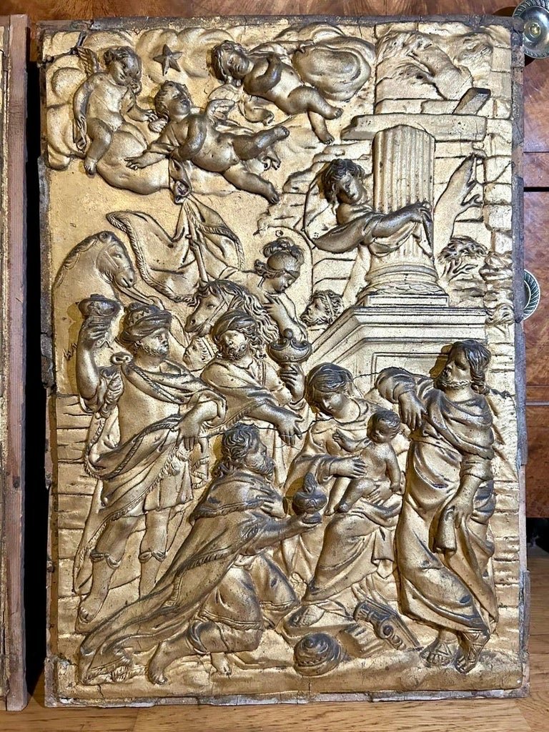 Paire de panneaux baroques du XVIIIe, moulures en stuc doré fixées sur des panneaux de bois-photo-2