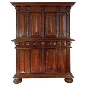 Cabinet / Sideboard / Wardrobe In Walnut - Early 17th Century - Renaissance Style France