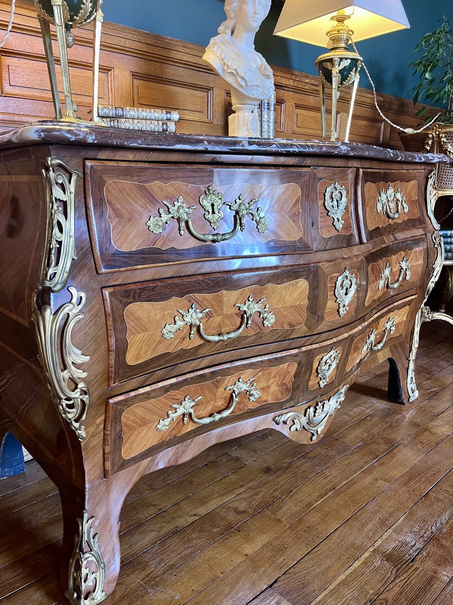 Louis XV-era Tomb-style Chest Of Drawers - 18th Century -photo-3