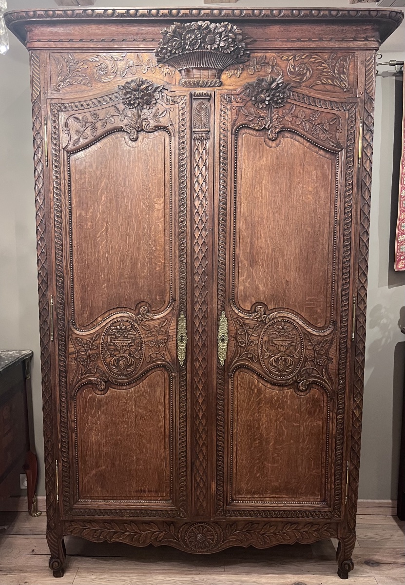 Louis XV Wedding Cabinet - 19th Century 