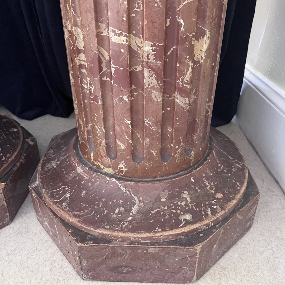 Paire De Colonnes En Bois Imitation Marbre - XIXème -photo-2
