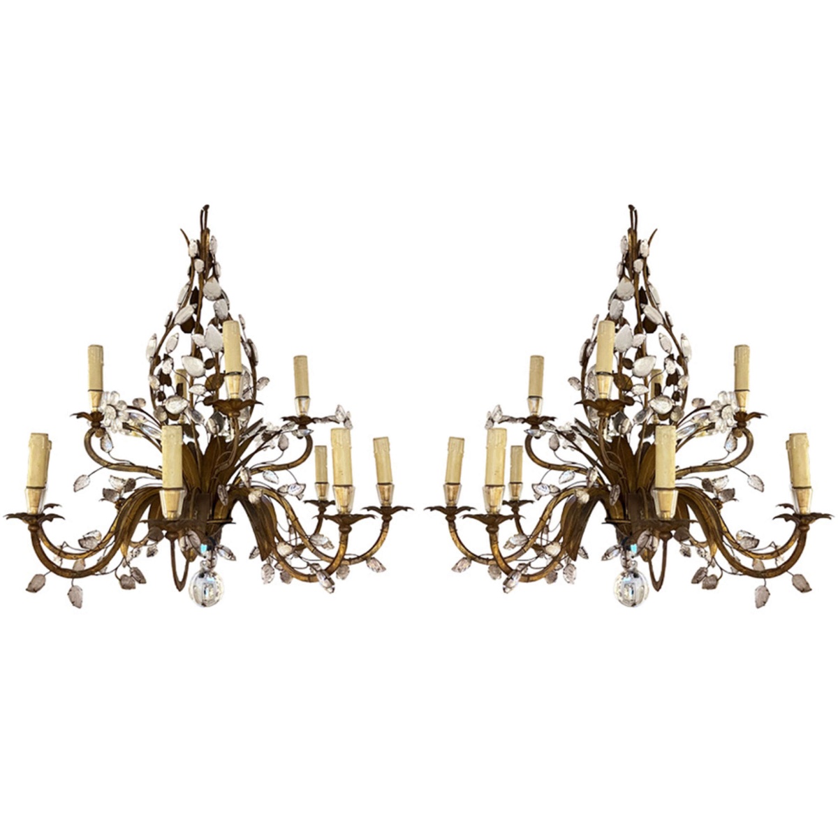 Paire de grands lustres Maison Baguès en métal doré et cristal à huit bras-photo-6