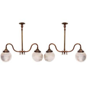 Paire de suspensions britanniques des années 1930 avec abat-jour en holophane côtelé