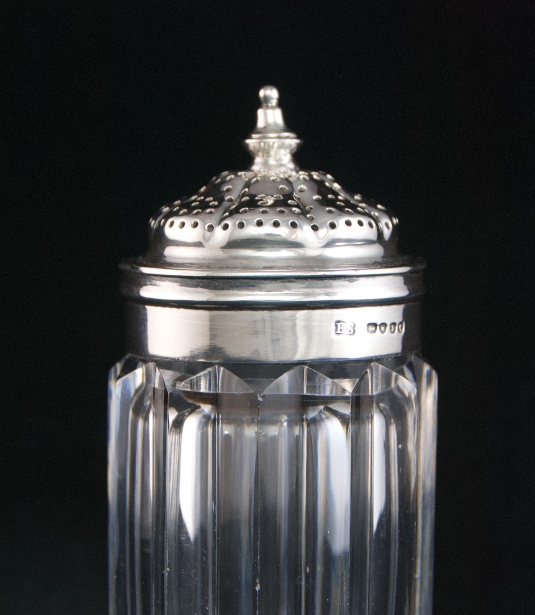 London, 1844 – Sterling Silver And Cut-glass Sugar Caster Or Salt By Benjamin Smith III-photo-2