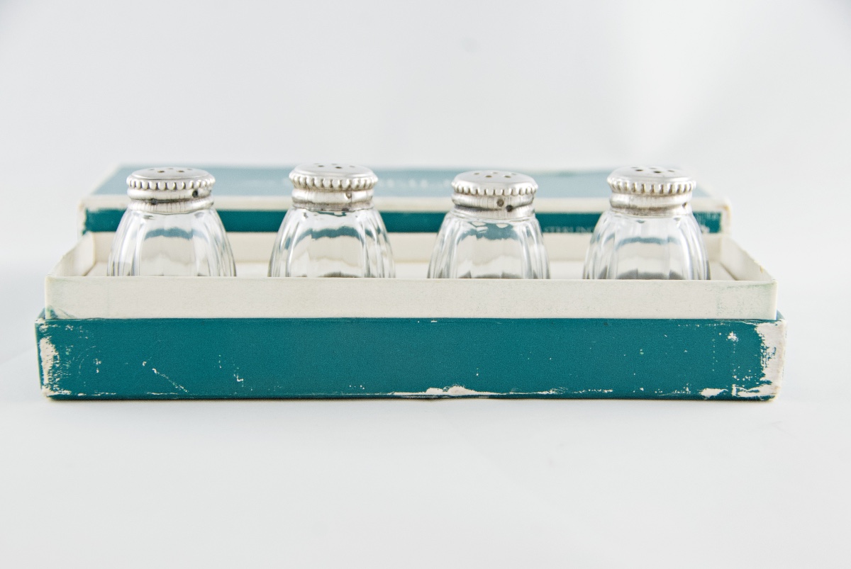 Christofle Paris – Set Of Four Silver-mounted Glass Salt Cellars