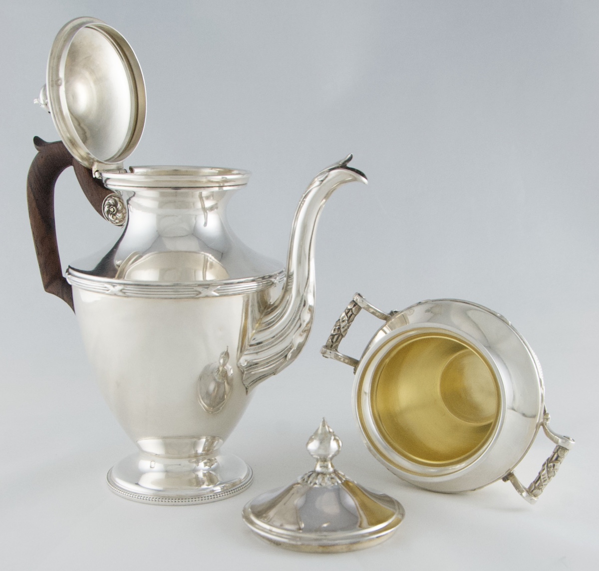 Verseuse et son sucrier en argent massif Louis XVI par le maître-orfèvre Louis COIGNET à Paris-photo-4