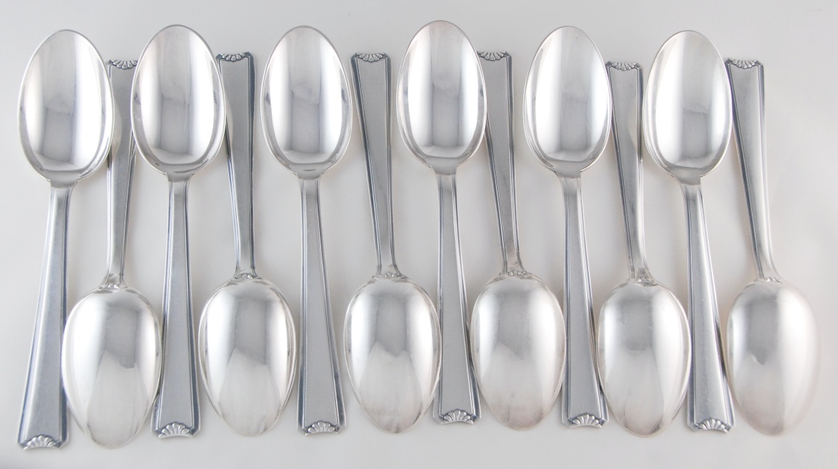 Ercuis à Paris - Art Deco Silver-plated 69-piece 12-person Household Set, Cambodia-photo-1