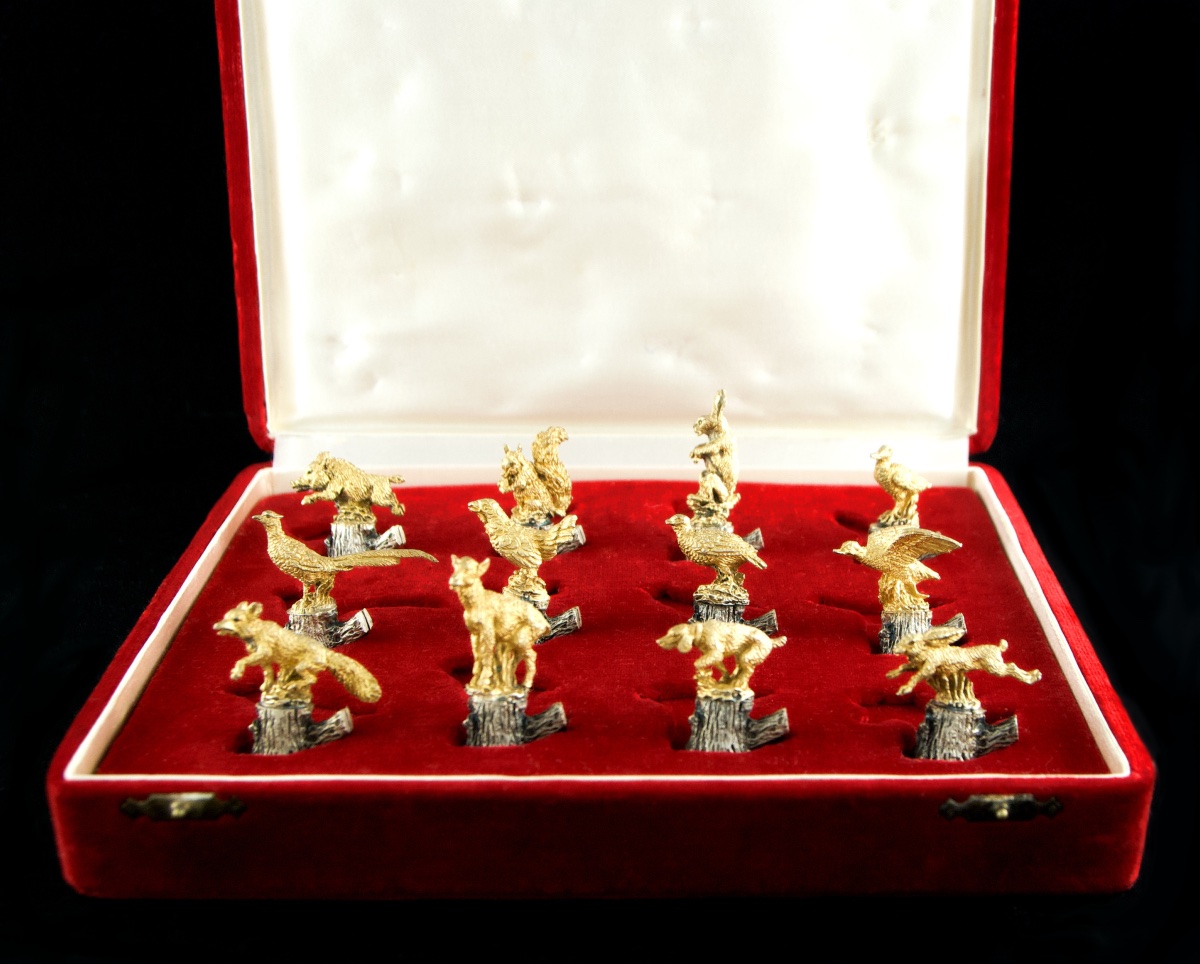 Suite Of 12 Solid Silver And Vermeil Hunting Name Tags, Florence 20th Century-photo-2