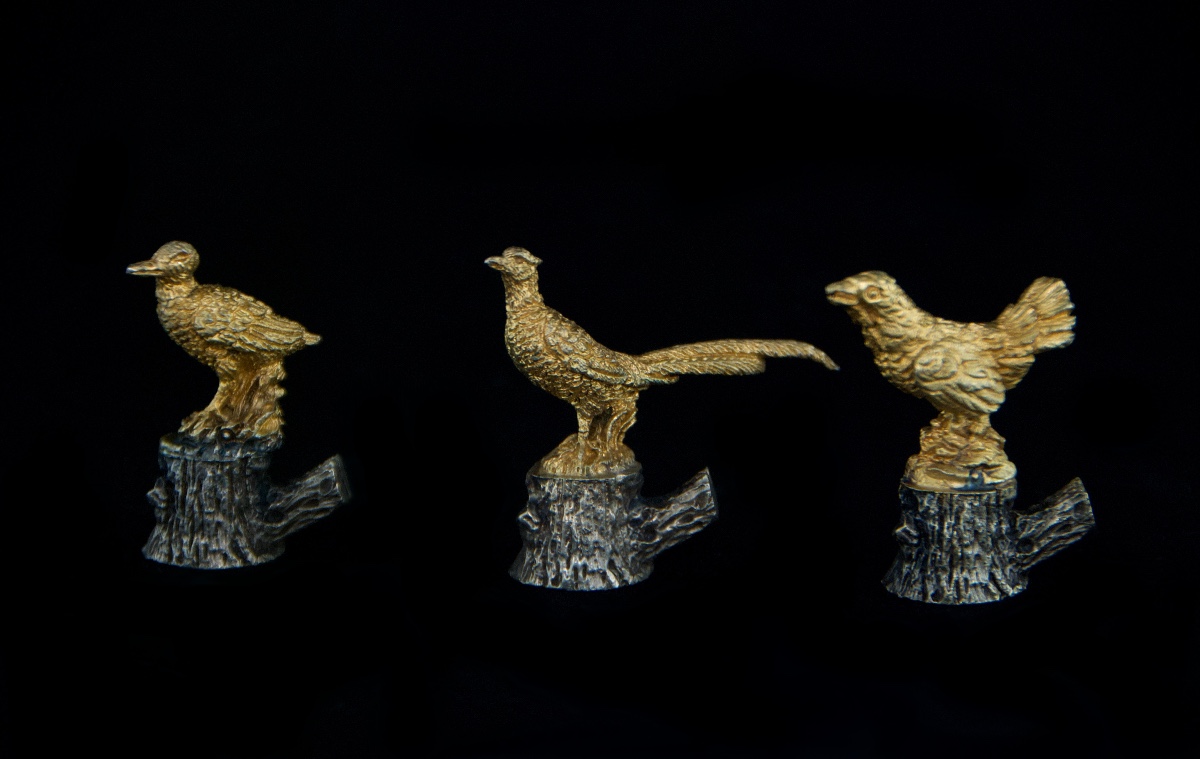Suite Of 12 Solid Silver And Vermeil Hunting Name Tags, Florence 20th Century-photo-1
