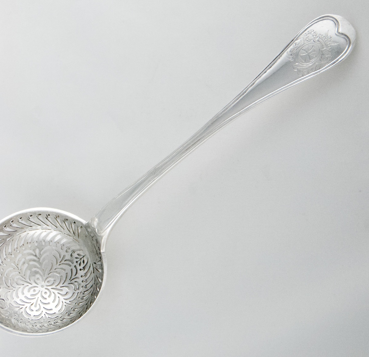 Paris, 1810–1819 – Solid Silver Sugar Sifter Spoon With Cumont Arms, By Andrieu-photo-2