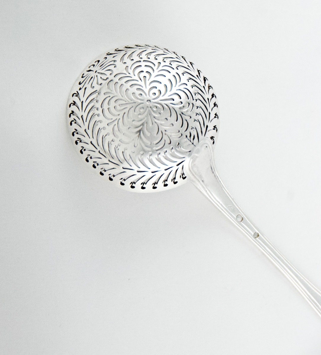 Paris, 1810–1819 – Solid Silver Sugar Sifter Spoon With Cumont Arms, By Andrieu-photo-3