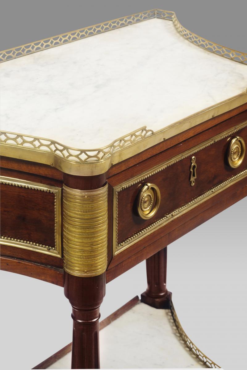 Louis XVI Period Table Console In Mahogany-photo-3