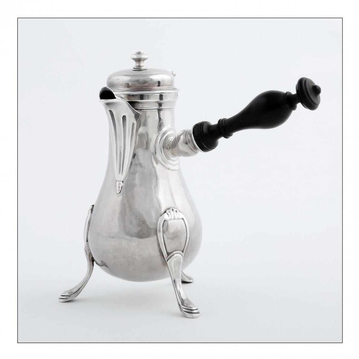 Two Coffee Pots, One By Louis-joseph Milleraud-bouty (master In 1779), Paris, 18th Century-photo-2