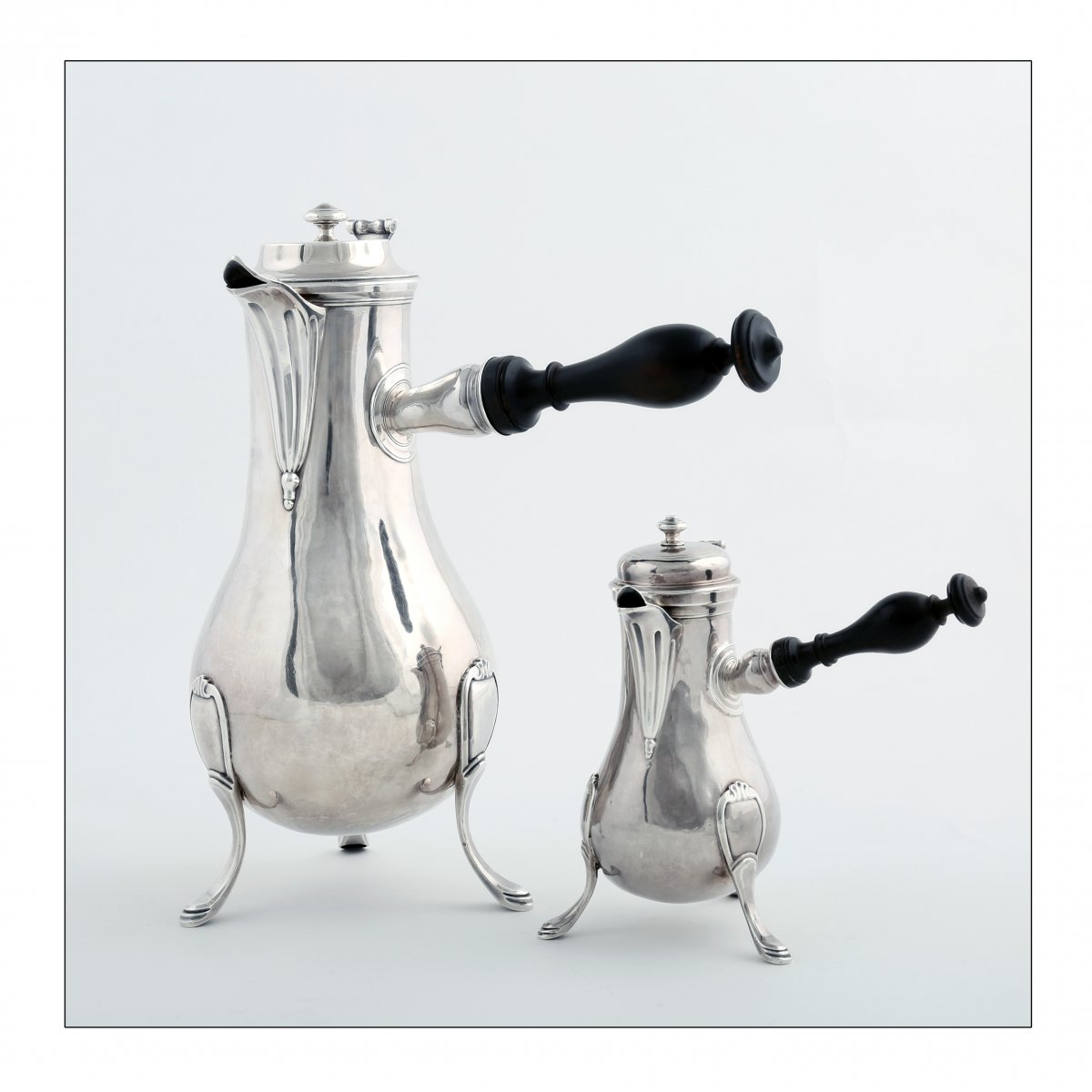 Two Coffee Pots, One By Louis-joseph Milleraud-bouty (master In 1779), Paris, 18th Century-photo-4