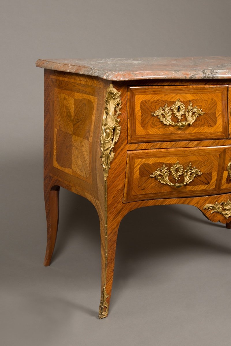 BIRCKLÉ Jacques, fournisseur de la Couronne, commode sauteuse d'époque Louis XV-photo-1