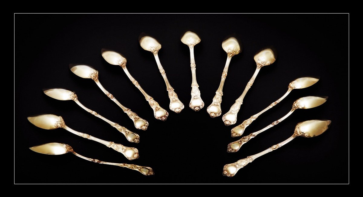 SANONER orfèvre, Paris 1852-1868, 12 cuillères à café en argent massif vermeillé-photo-4