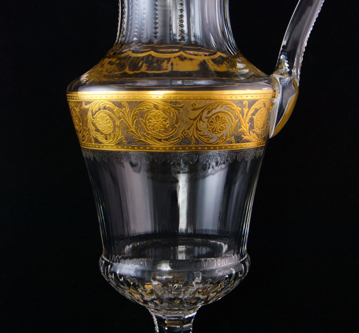 SAINT-LOUIS - Carafe broc à eau en cristal au plomb rehaussé d'or, modèle Thistle-photo-4