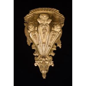 Console d’applique en bois sculpté et doré, Italie, débuts du XVIIIe siècle
