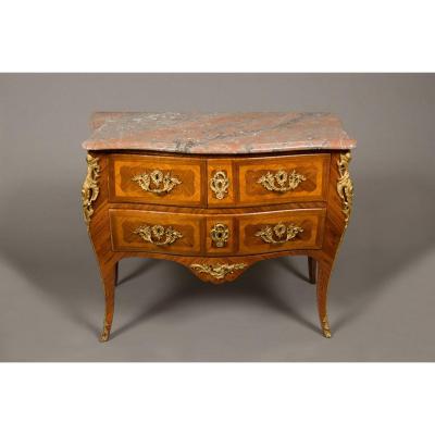 BIRCKLÉ Jacques, fournisseur de la Couronne, commode sauteuse d'époque Louis XV