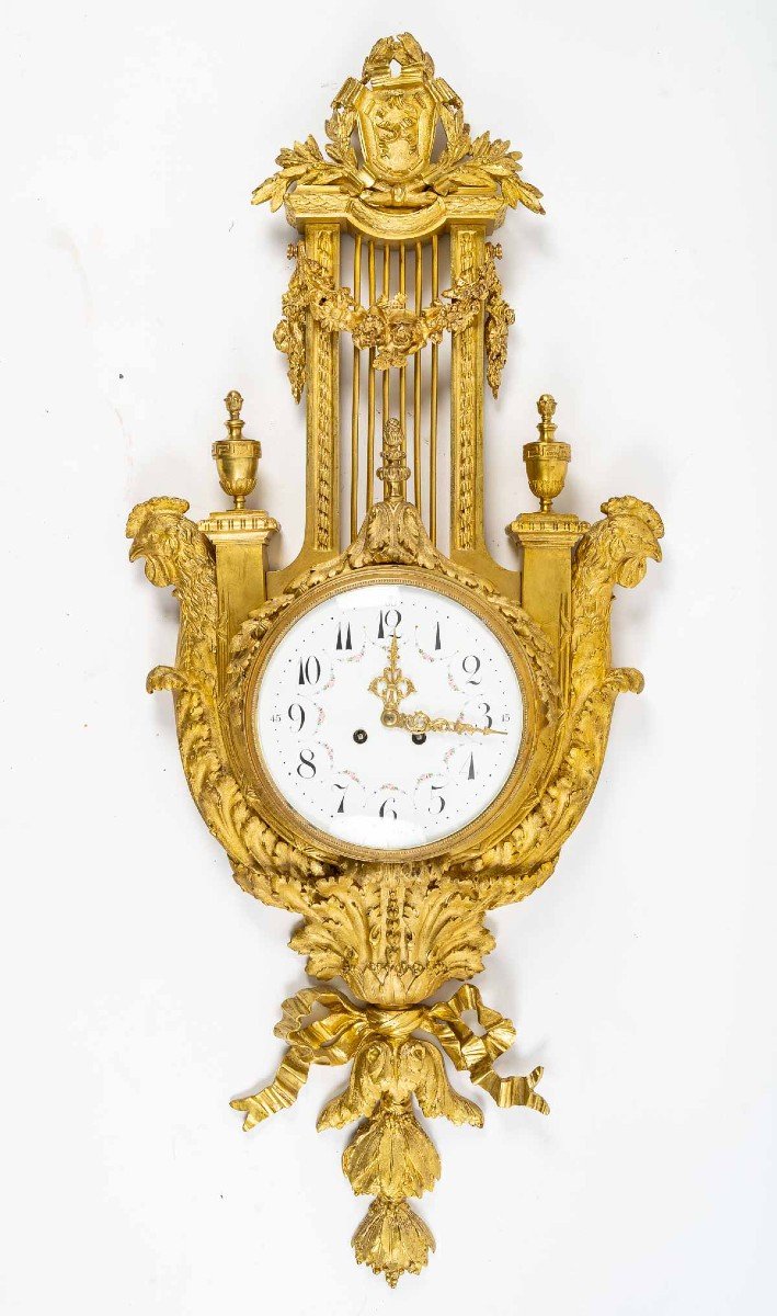 Pendule En Bronze Doré d'Origine, Décor En Guirlandes De Fleurs 