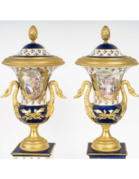 Paire De Vases Couverts En Porcelaine Et Bronze Doré – XIXe Siècle-photo-2