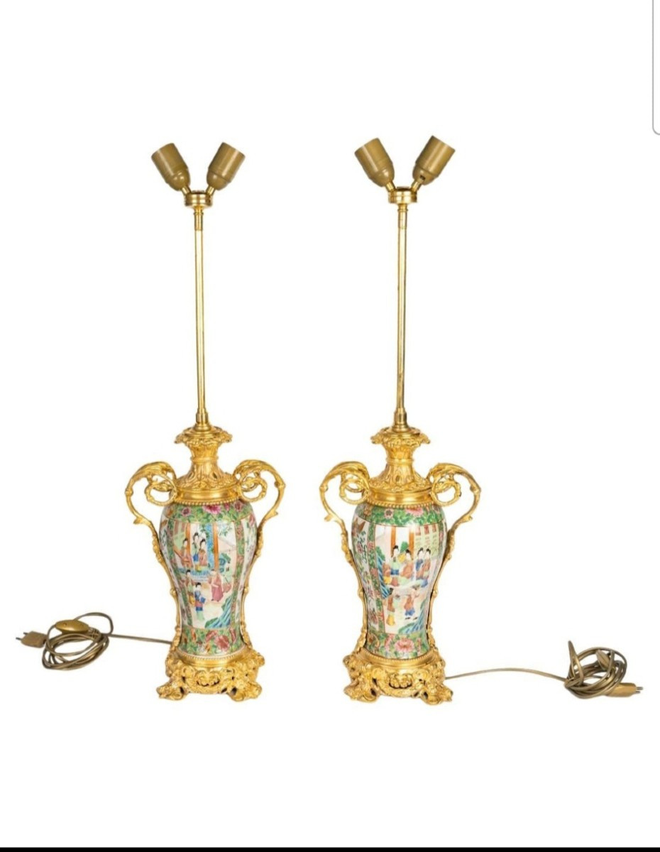 Pair Of Canton Porcelain And Gilt Bronze Oil Lamps, 19th Century 