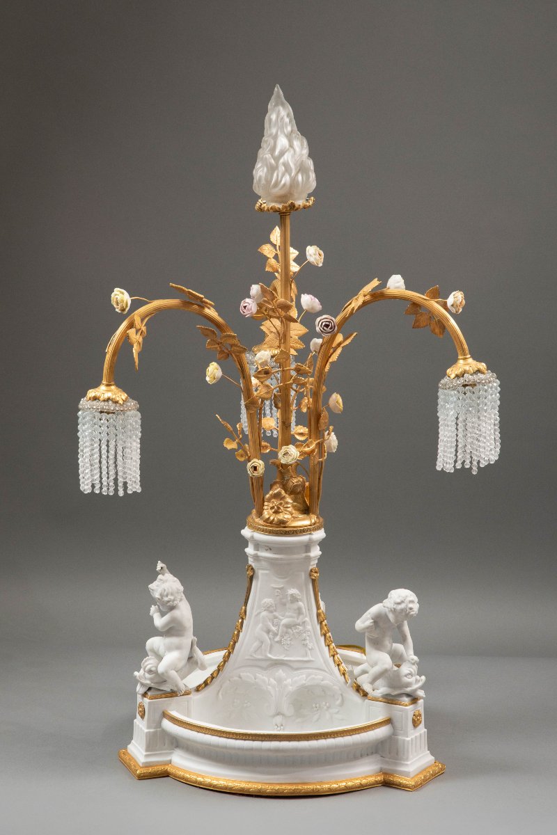 Garniture de trois pièces en biscuit et bronze doré, XIXᵉ siècle-photo-8