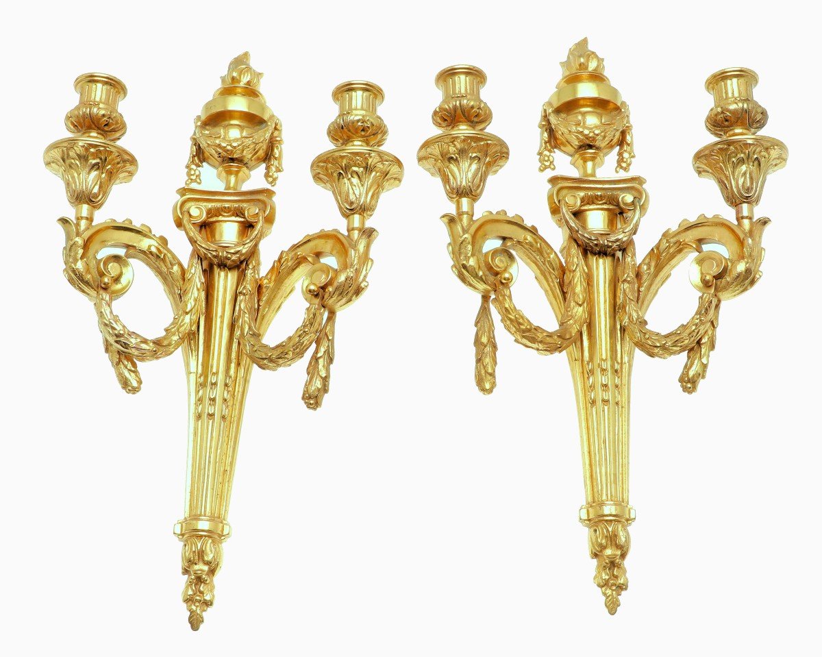 Appliques Louis XVI 19ème Siècle.  H. 39 Cm  