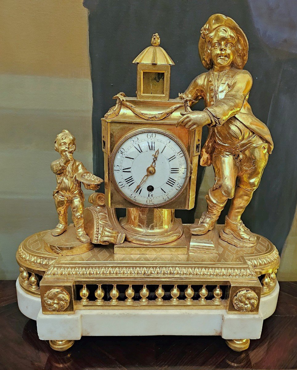 Extremely Rare Louis XVI Magic Lantern Clock Circa 1780. H. 38 Cm