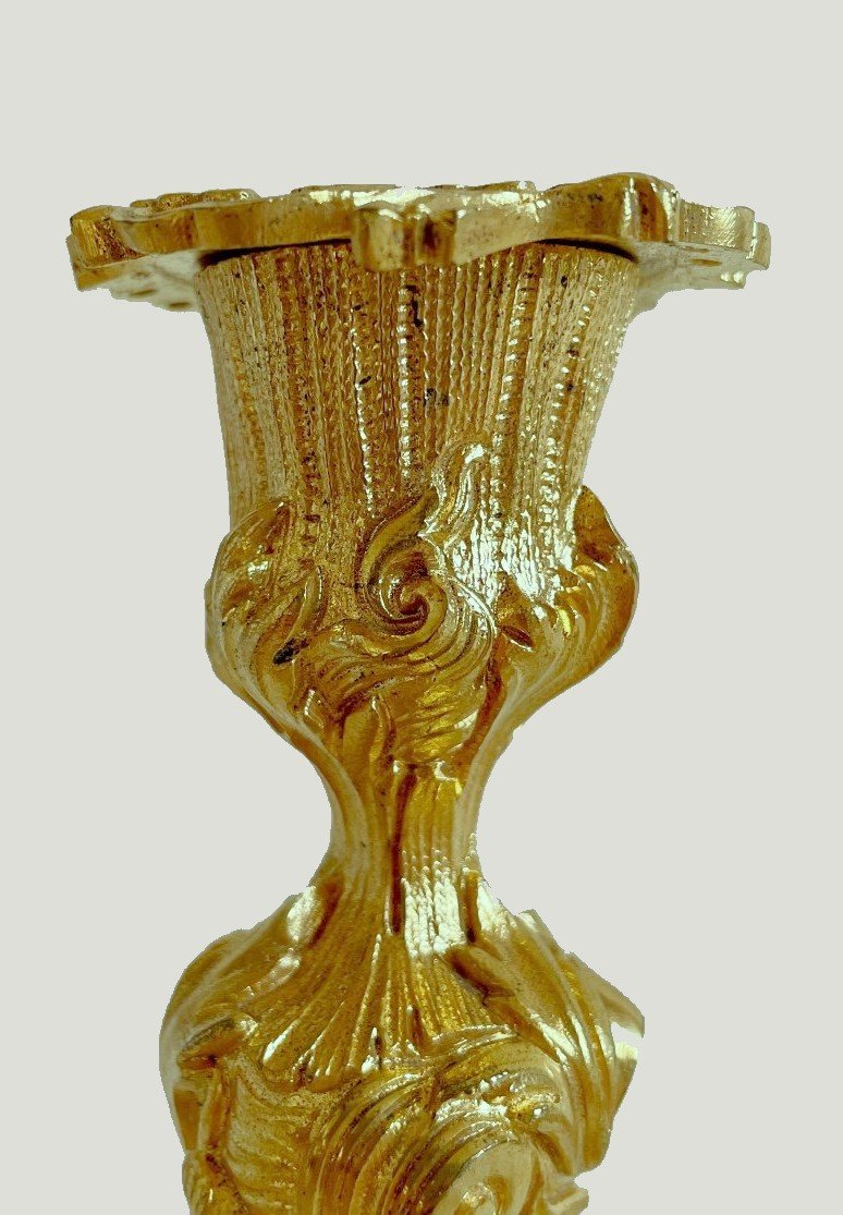 Louis XV Candlesticks Circa 1750 H. 21 Cm, D. 11 Cm Inv. No. €0.404,980-photo-4