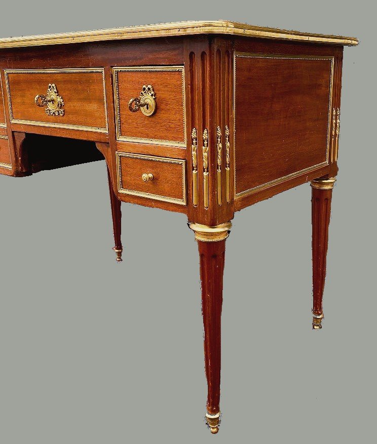 Bureau Louis XVI Vers 1780  Estampillé J. Caumont   Jean Caumont (1736 - 1800)-photo-2