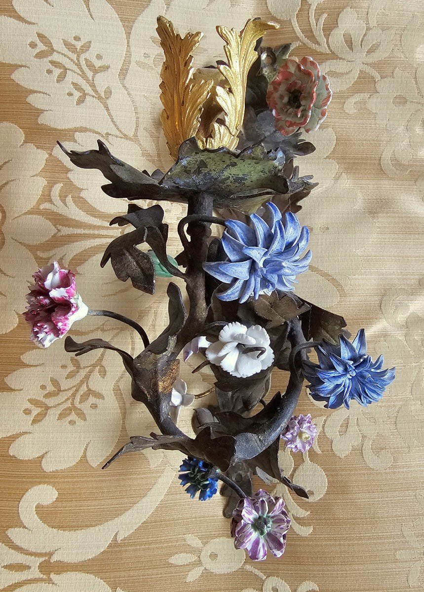 Paire d'appliques avec fleurs en porcelaine Vincennes LOUIS XV  vers 1750-photo-2