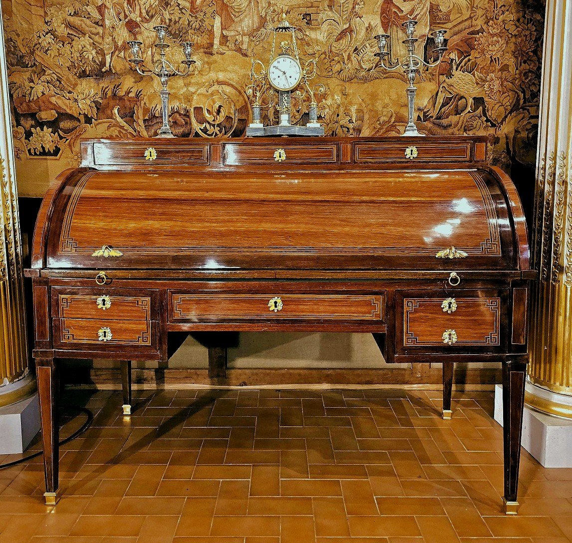Bureau à Cylindre Louis XVI Vers 1770 Estampillée N. Petit - NICOLAS PETIT 1732-1791