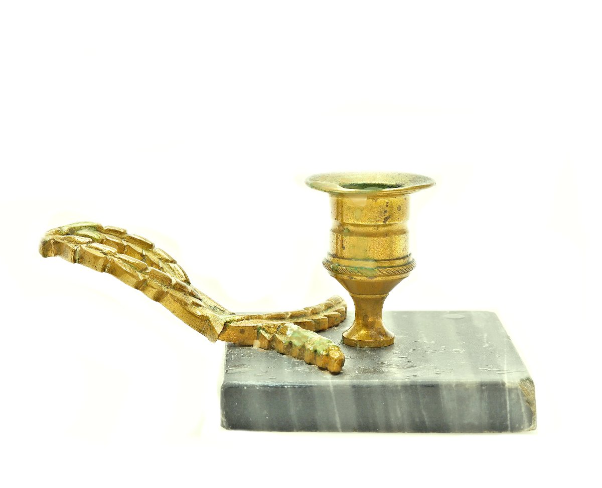 Paire de bougeoirs  Empire vers 1820  H.7 cm, 14 cm x 9 cm -photo-3