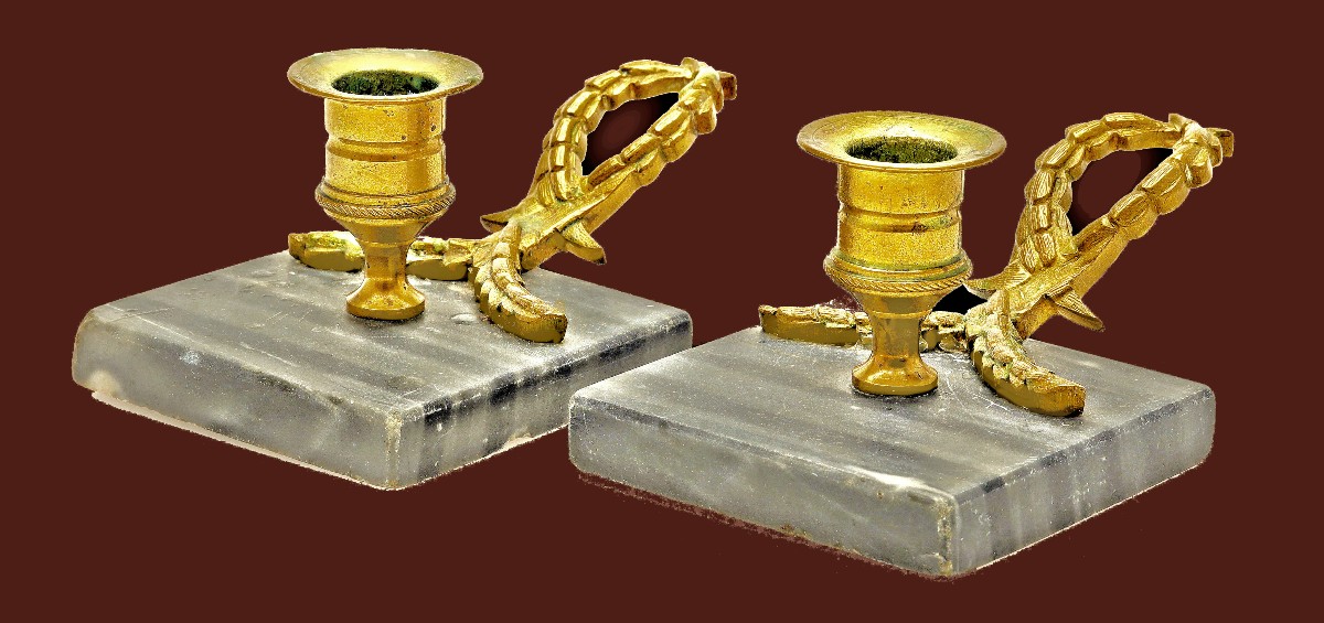 Paire de bougeoirs  Empire vers 1820  H.7 cm, 14 cm x 9 cm 