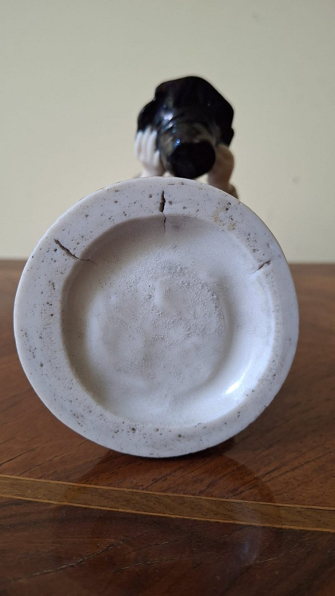 Russie Porcelaine Manufacture de porcelaine Gardner attr. vers 1830   Mendiant  H. 14,8 cm-photo-1
