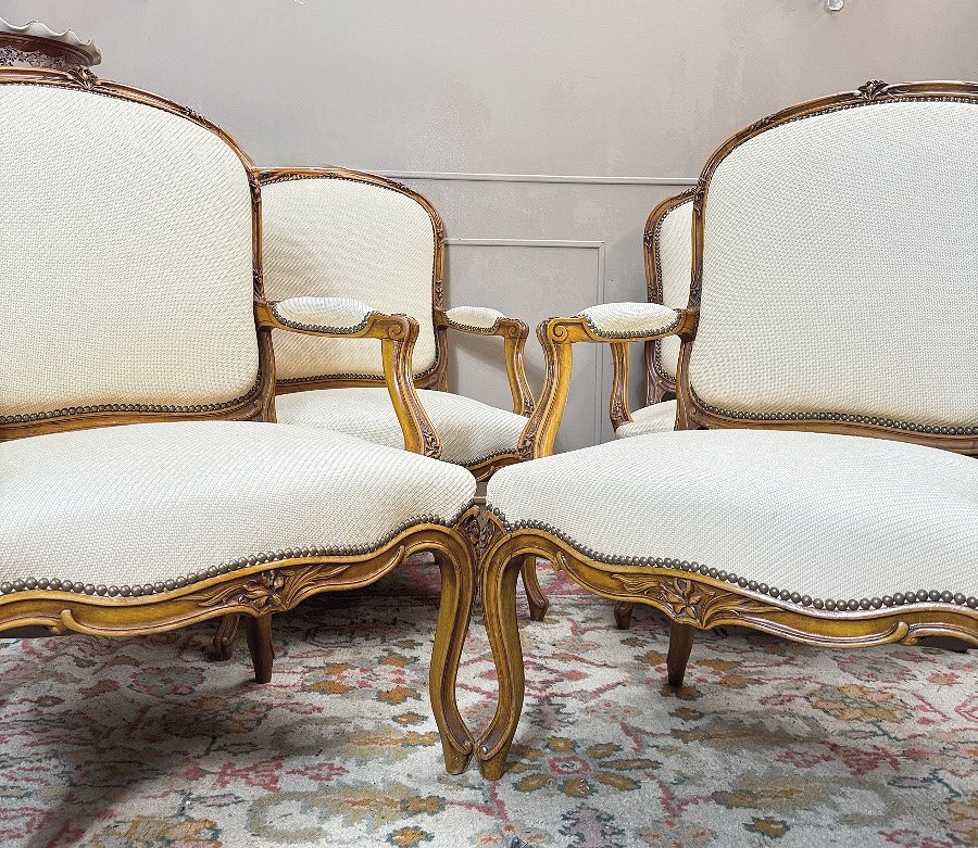 Louis XV Style Armchairs (four Or Two By Two) Circa 1750. Height 100 Cm, Width 72 Cm, Depth 50 Cm -photo-2