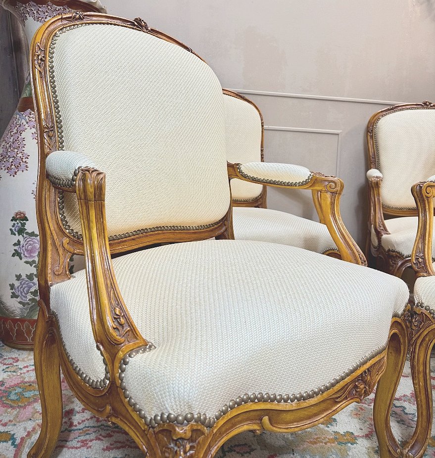 Louis XV Style Armchairs (four Or Two By Two) Circa 1750. Height 100 Cm, Width 72 Cm, Depth 50 Cm -photo-3