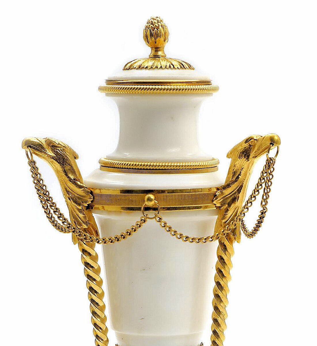 Louis XVI Cassolette, Circa 1790, H. 28 Cm, Gilt Bronze And White Marble. Very Fine Workmanship. -photo-3