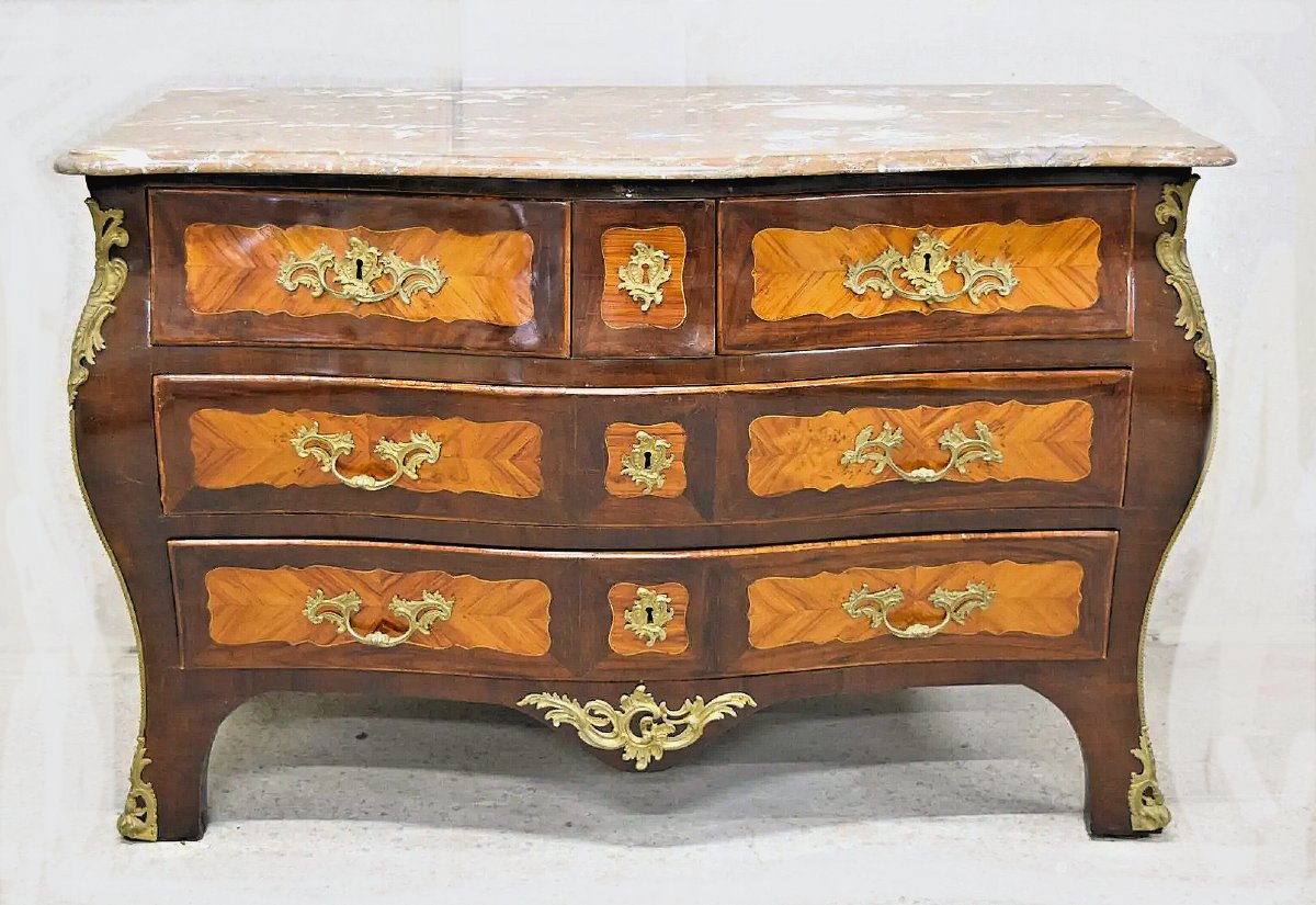 Commode  Louis XV Vers 1760 Attribuée à Jean-Charles Ellaume  Maître depuis le 6 novembre 1754-photo-5