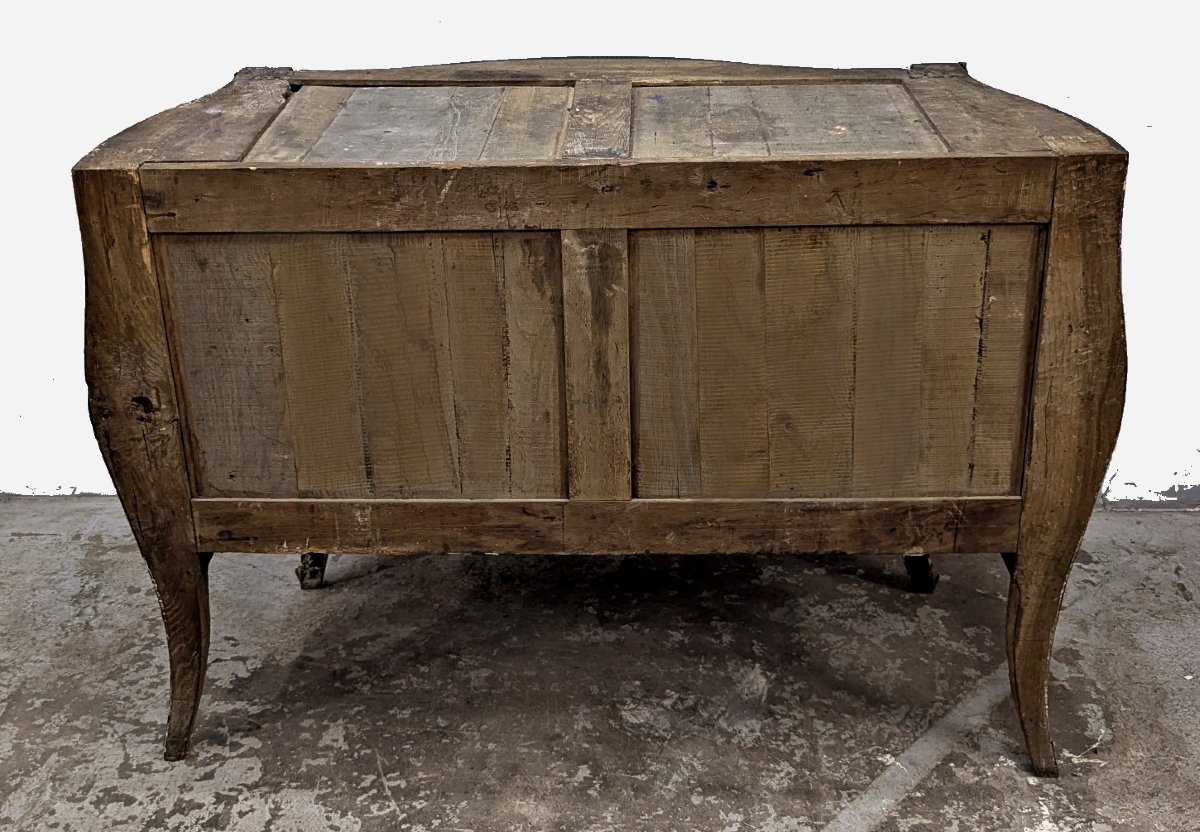 Commode Louis XV vers 1750 Laque noire avec armoiries nobiliaires dans un cartouche-photo-2