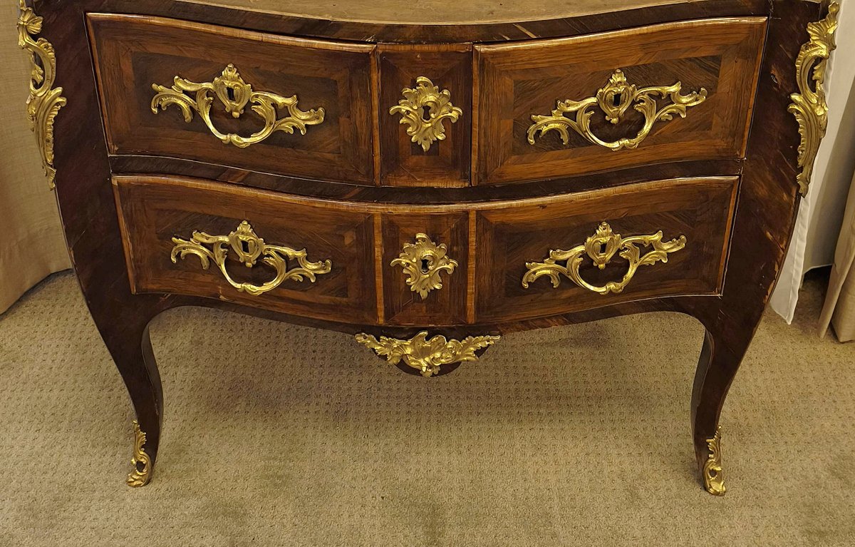Commode Louis XV Jean-Charles Ellaume attribuée à vers 1760 -photo-1