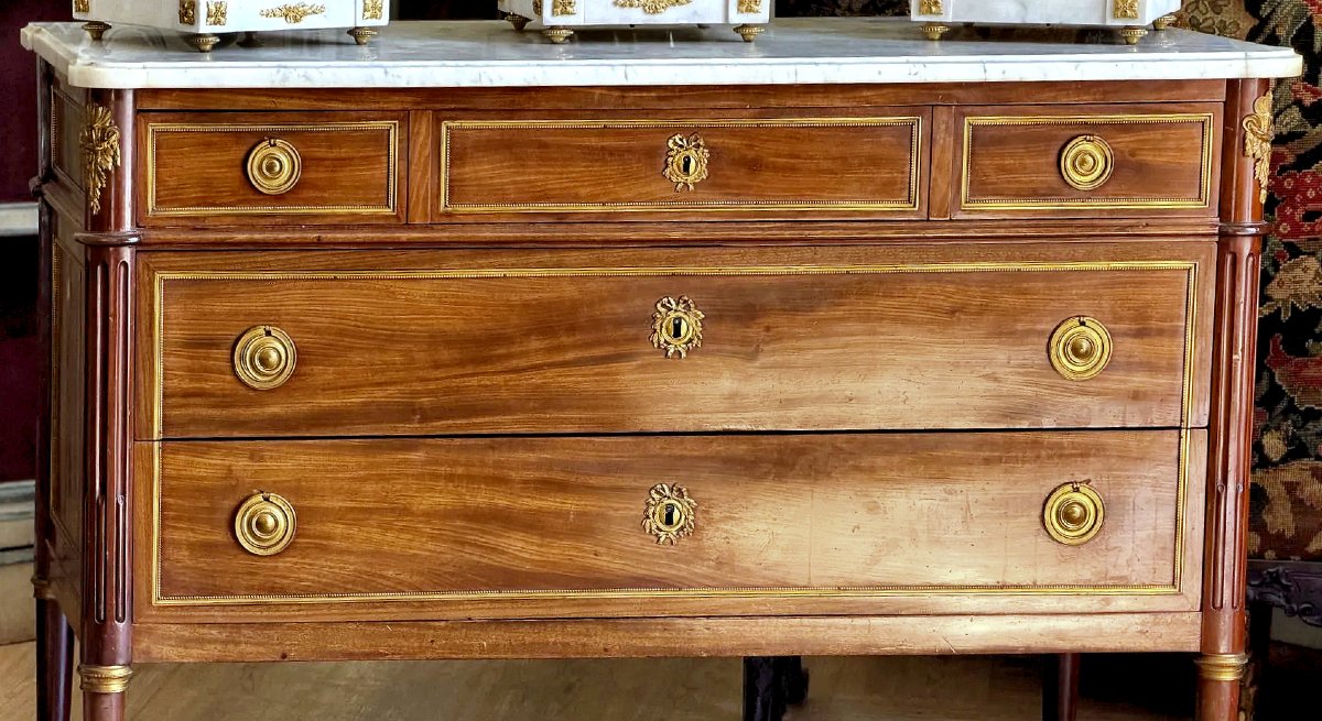 Commode Louis XVI estampillée B.MOLITOR vers 1790 - Bernard Molitor (1755-17 novembre 1833)-photo-3